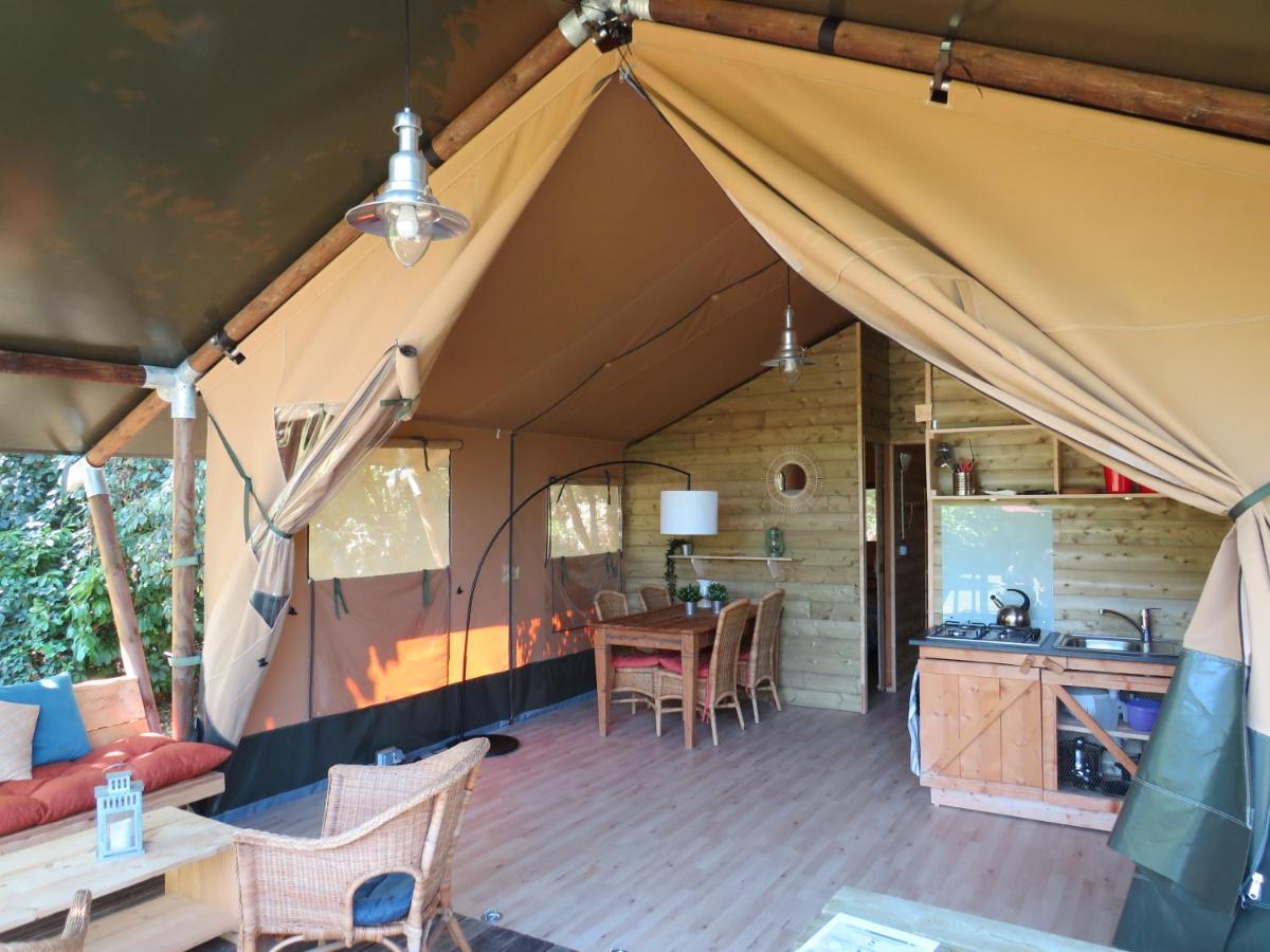 Domaine Audubert Guest House Сент-Антонен Екстериор снимка